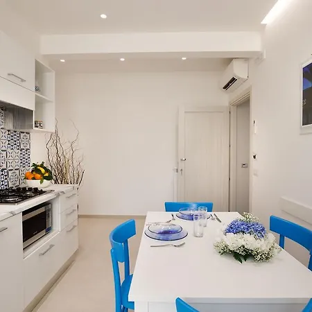 Sorrentolife 公寓 *